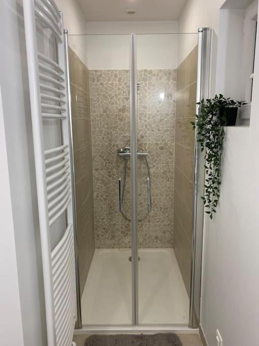 Appart Renove En Duplex Avec Terrasse Et Garage Bouleurs Exteriér fotografie